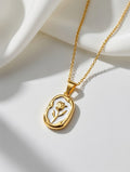 Rose pendant necklace