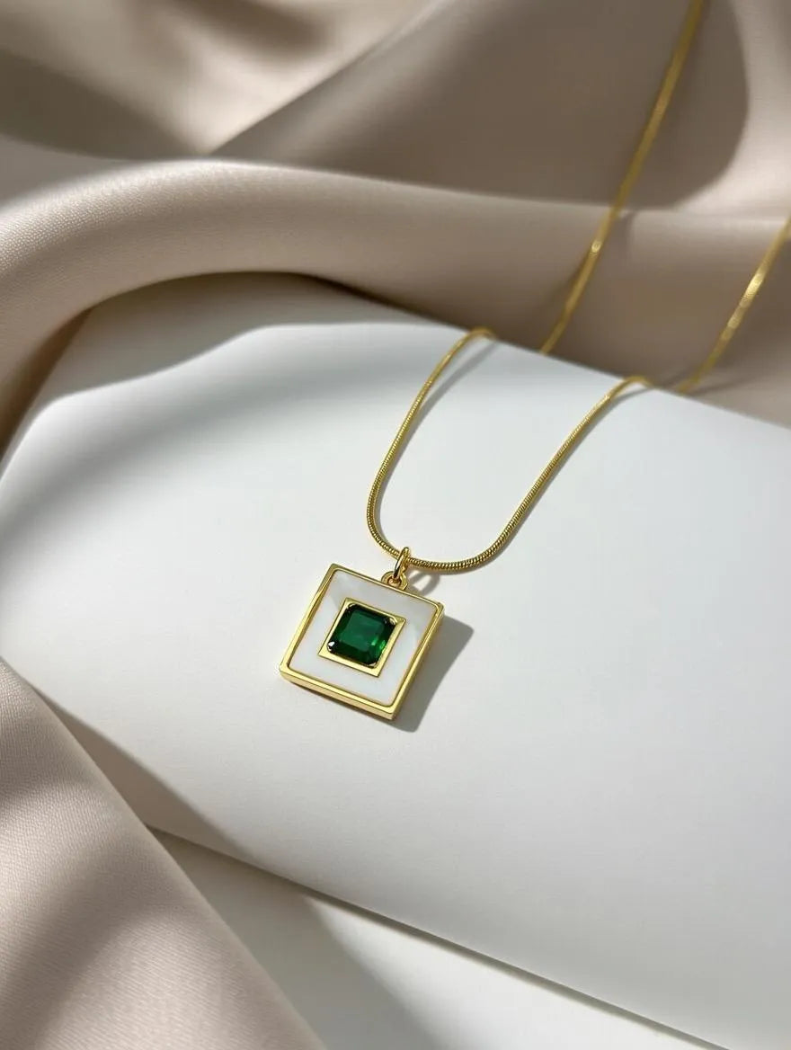 Green stone Pendant with chain