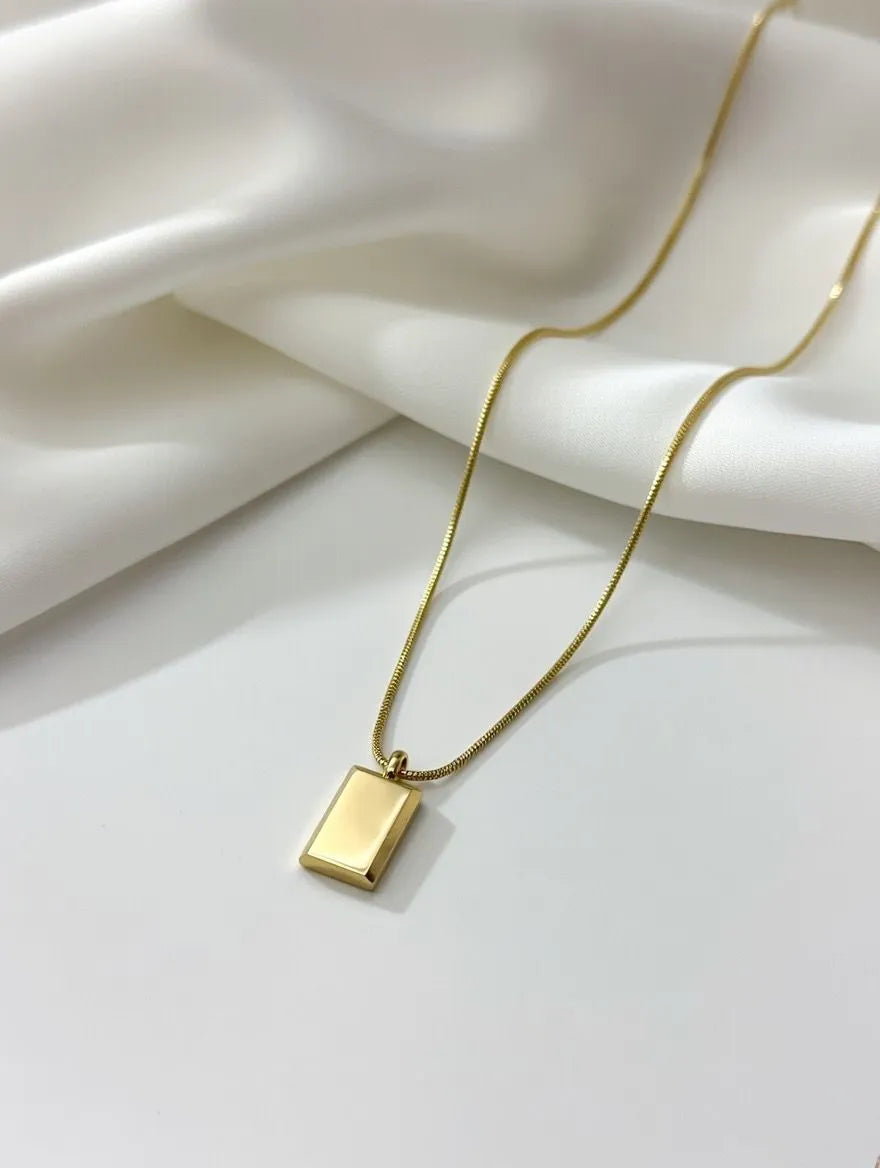 Sleek gold rectangular pendant for girls Pakistan - Minimalist gold chain necklace for women