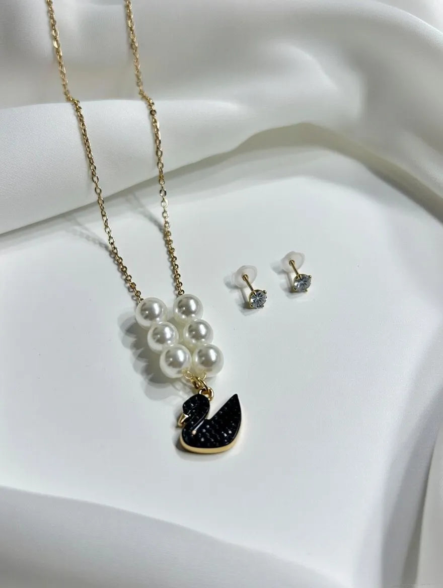 Luxury Black Swan Necklace Set for Women – Elegant Pearl & Crystal Jewelry Set with Matching Earrings